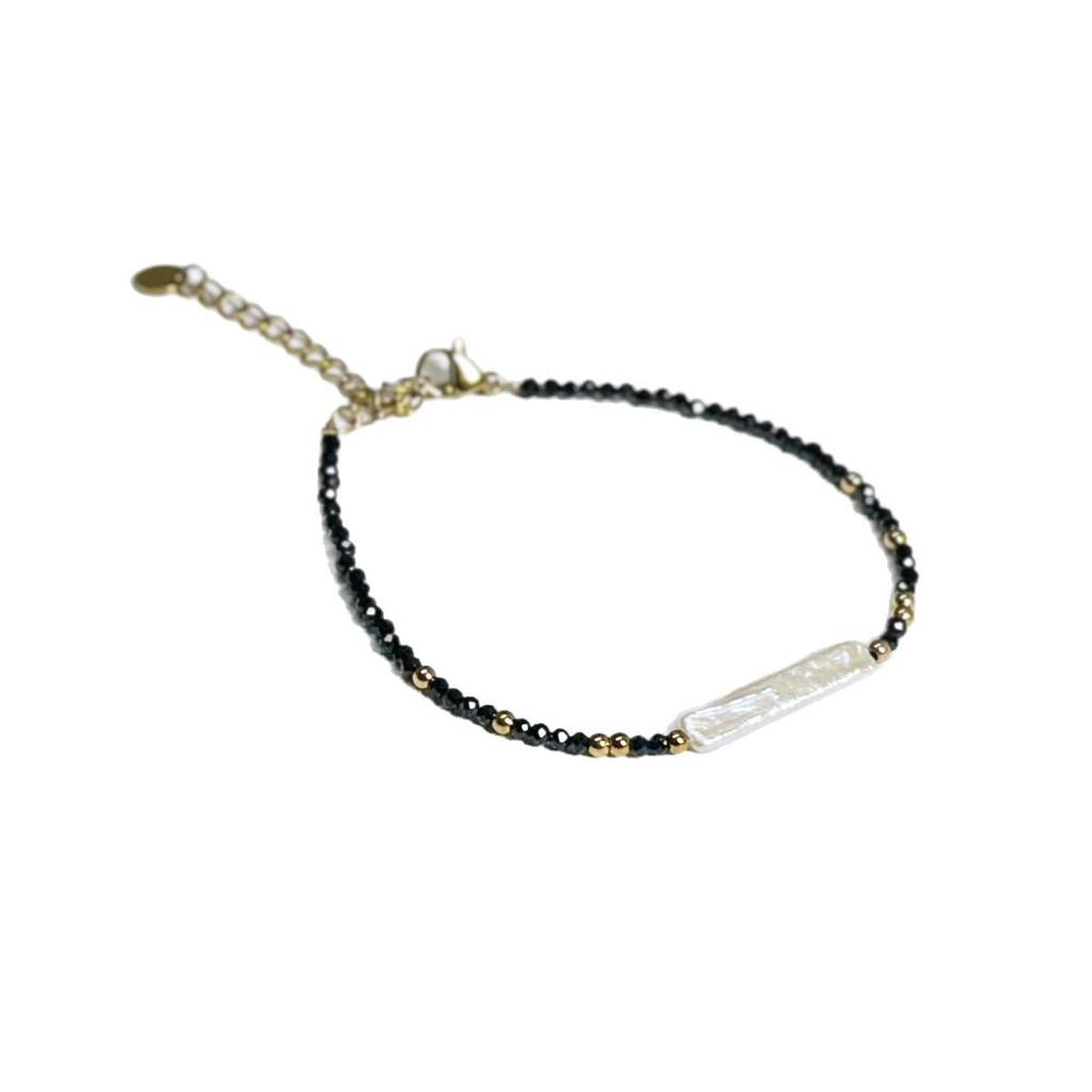 Koreanisches Barock-Armband: Elegantes Damendesign mit Naturstein, Silberstreifen und Perle - Schlicht, Vielseitig, Hochwertiges Gefühl