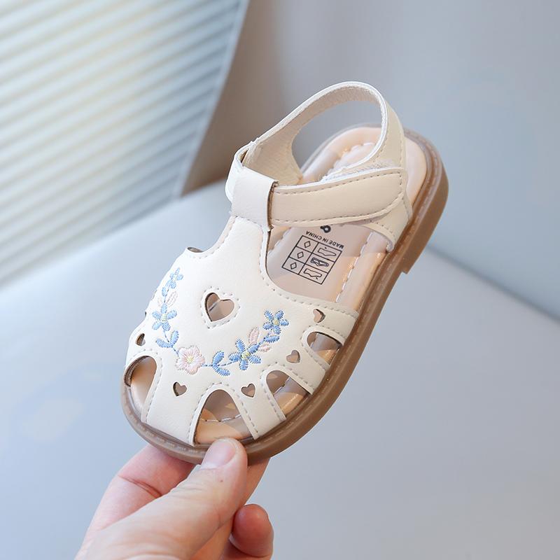 Summer Baby Boy and Girl's Sandals New Embroidered Princess Shoes with Soft Bottom and PU Insole Outdoor