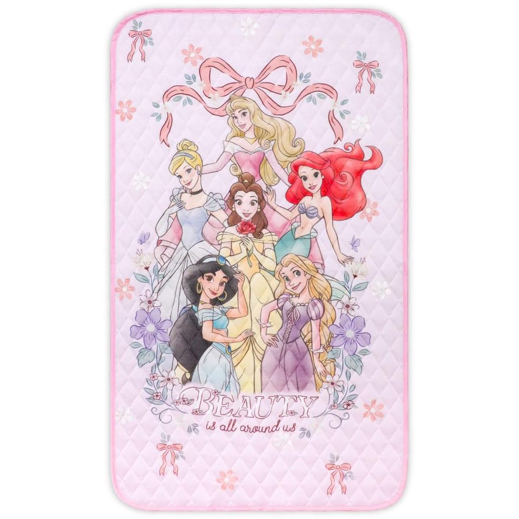 un doudou Baby Cooling Pad 70 x 120cm Disney Princess with Elastic on All Four Corners for Naps and Kindergarten Preparation NZ3300-PR
