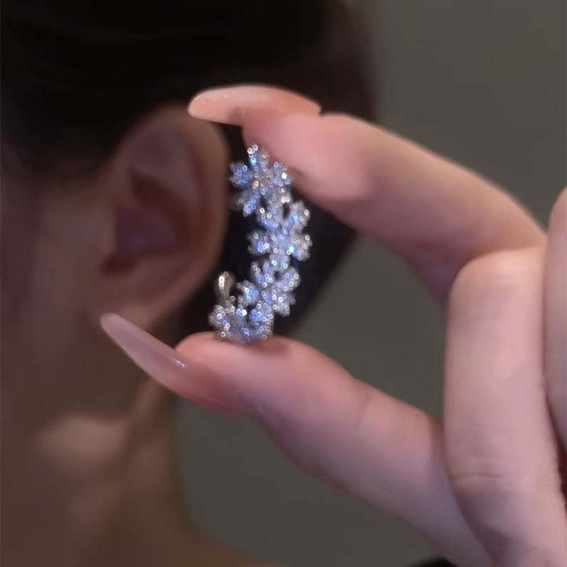 

Fashion No Piercing Flower Earrings Shiny Rhinestone Five-Petaled Flowers Ear Clip for Women Party Girl Classic Jewelry Gifts