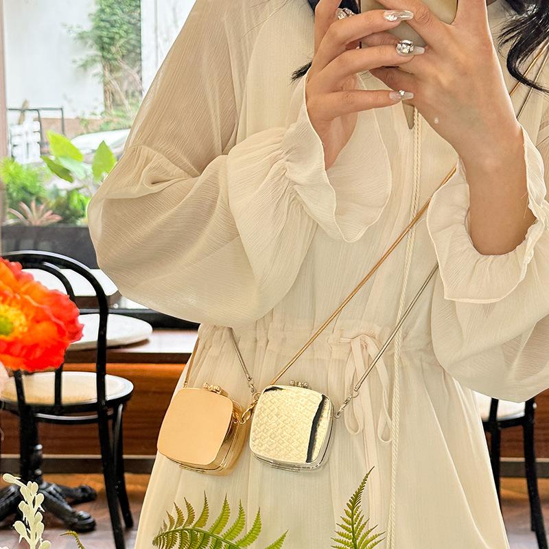 Mini Love Small Bag Women's 2025 New European and American Fashion Glossy Shoulder Chain Crossbody Acrylic Mouth Red Envelope