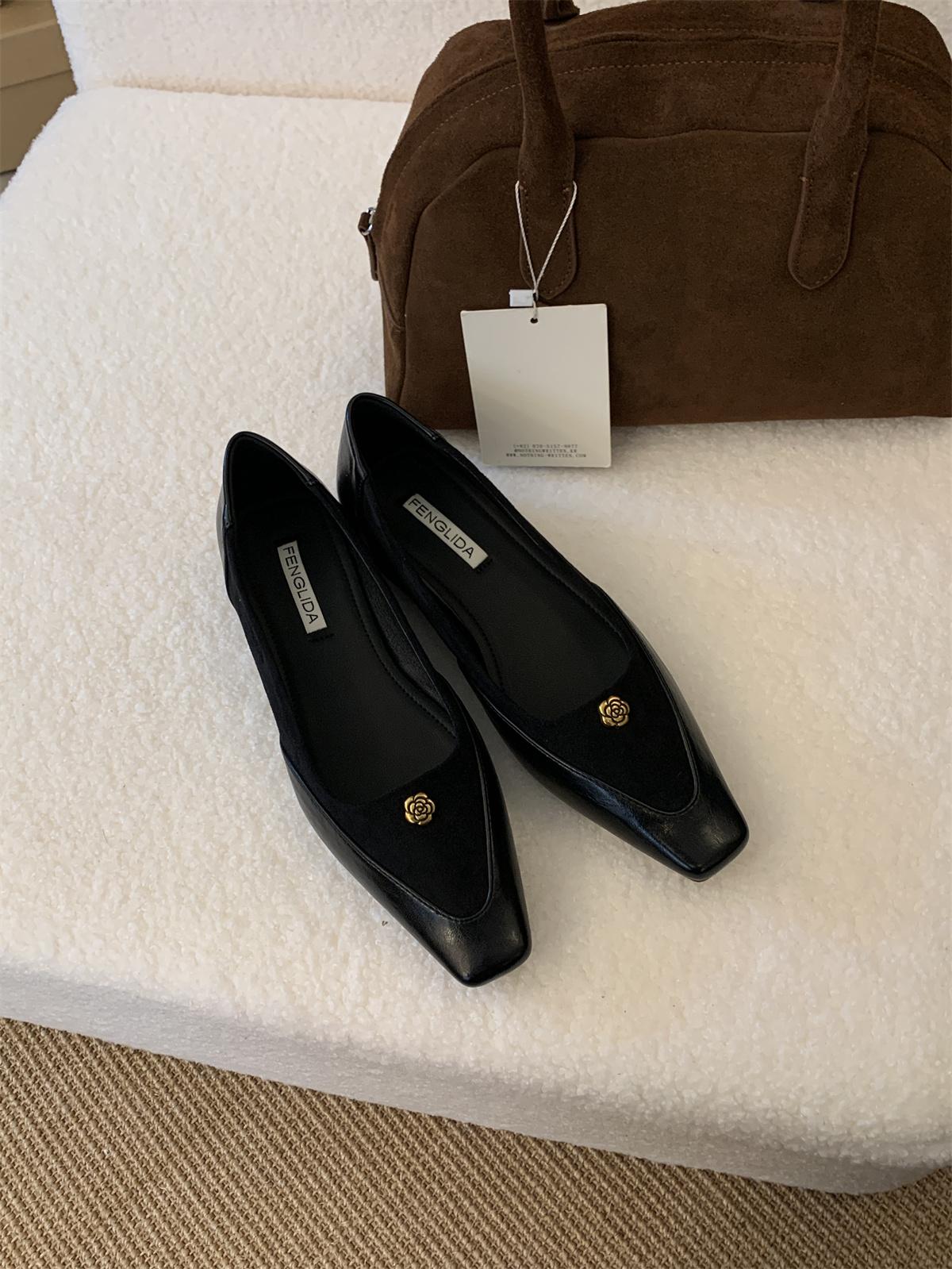 Retro Comfort Ballet Shoes Female Casual Daily Low Heel Loafers Luxury Gold Metal Buckle Decoration Elegant Dress Party Pumps 39 чёрный 6540₽