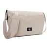 Calvin Klein Borsa a tracolla in tessuto minimalista con patta e logo per pendolari, tracolla regolabile, taglia media da uomo, Milk HH3758-265