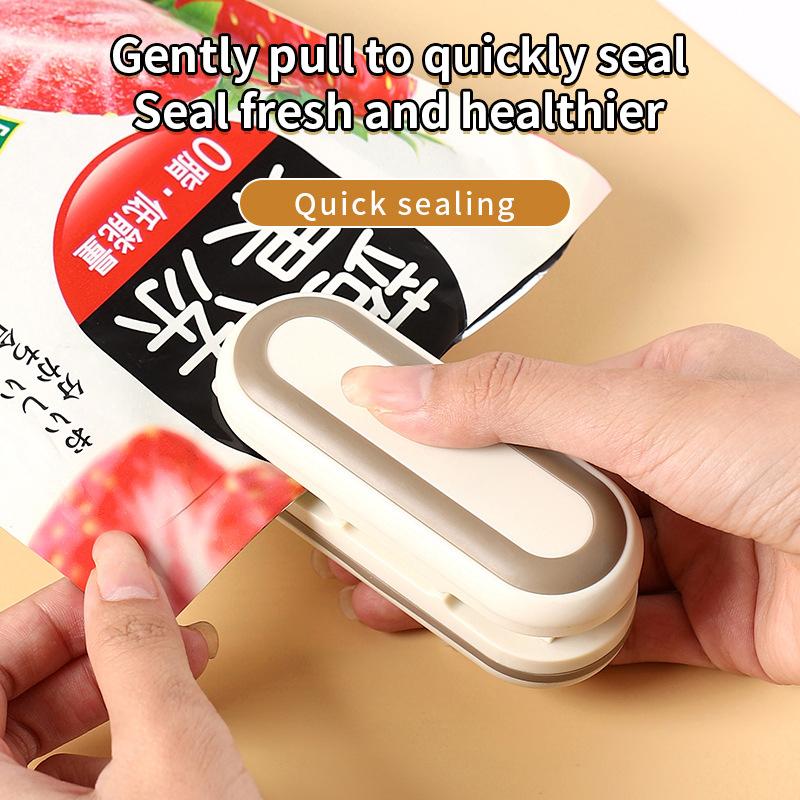 1Pcs Mini Sealing Machine Snack Bag Moisture-Proof Heat Sealing Machine Plastic Bag Clip Food Fruit Snacks Preservation Tools