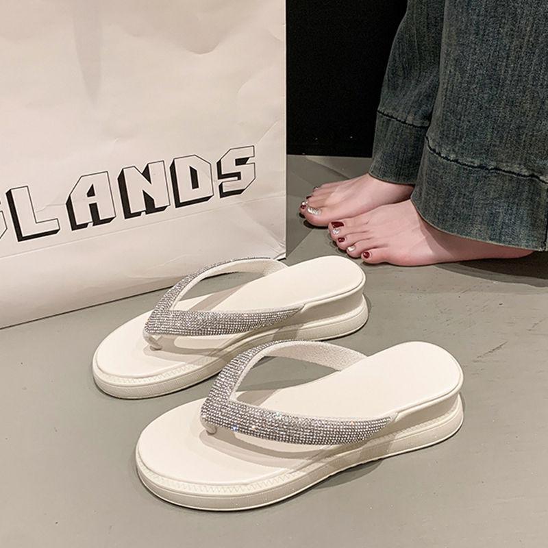 Flat-bottomed slope heel rhinestone pinch flip-flops shoes for women's summer wear 2025 new fairy with skirt beach cool slippers