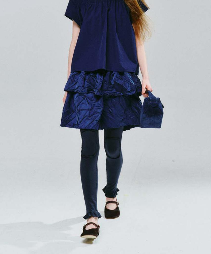 Koseumoseu Wrinkled Tiered Skirt (Navy)