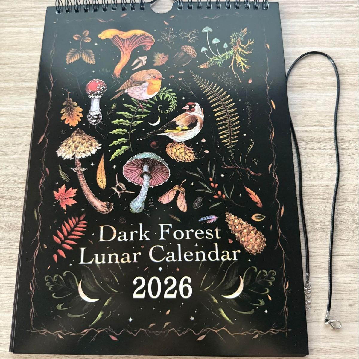 

2026 Календарь Темного Леса Календарь Животных Арт-Хаус Лес Лунный Календарь чёрный