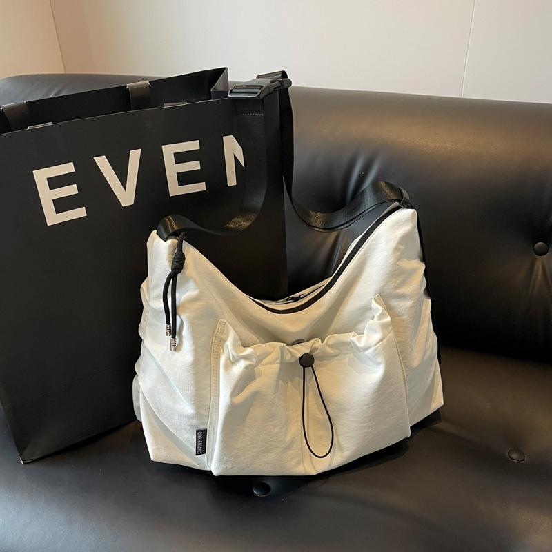 2025 Fashion Trend Texture Simple Large-capacity Bag Autumn New Tote Bag Women's Shoulder Crossbody Bag