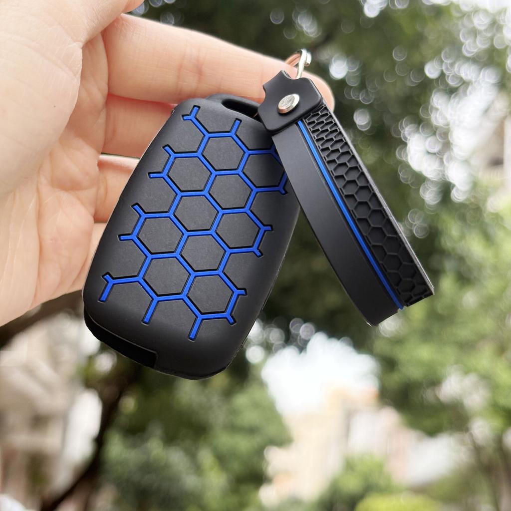 Soft Silicone Keychain For VW Golf 5 T5 Polo Caravelle Passat 3b B5 Touran Skoda Octavia A5 Fabia Seat Toledo Key Case Holder