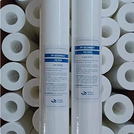 Universelle PP-Baumwollfilterkartusche für industrielle Wasseraufbereitung - 1 Mikron & 5 Mikron P4 Wasserreiniger Vorfilter