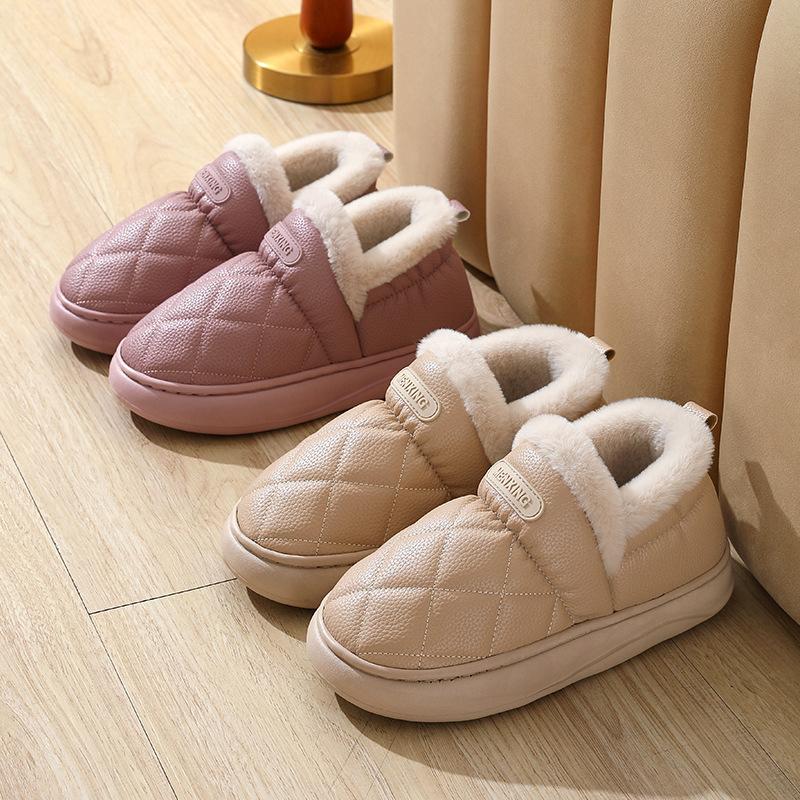 Móda PU kůže silná platforma chlupaté pantofle zima nové voděodolné ne hřejivé pantofle volný čas vnitřní domov bavlněné pantofle dámské
