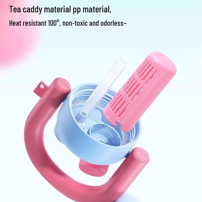 Odolný, vysokokapacitní dvoustěnný kelímek se slámkou – žáruvzdorný a přenosný.