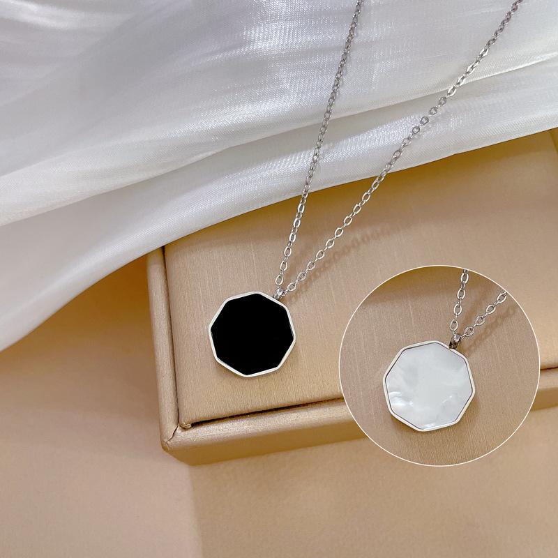 Hexagonal Shell Minimalist Furnace Real Gold Necklace Female Collarbone Chain Accessories