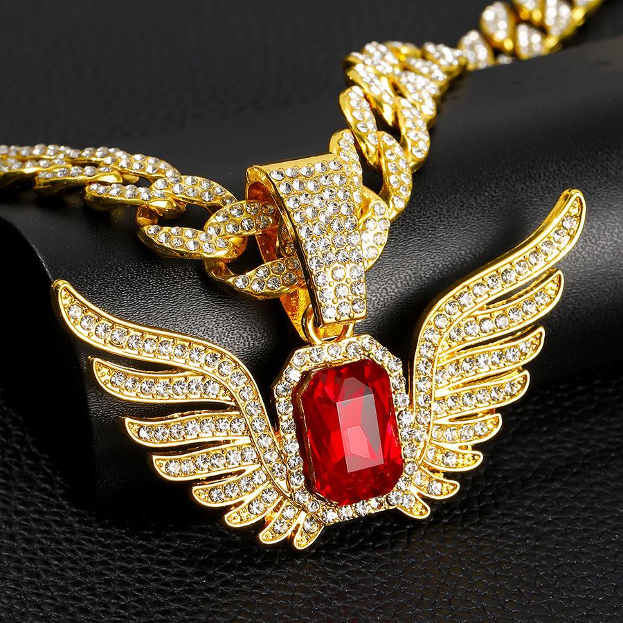 Light Luxury Niche Men's and Women's Fashionable Angel Wing Pendant, Ins, Wing Pendant, Emerald, Hip-hop, Rock Sugar Cuban Chain