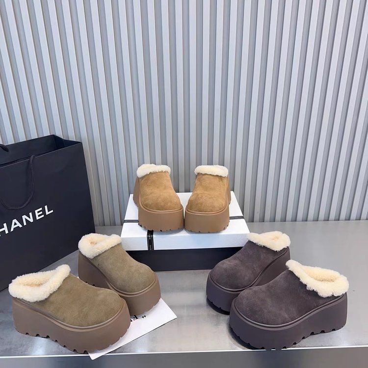 Fashion Thick-soled high-heeled slippers for women suede mules fur warm wedge flip-flops  winter new snow boots fashion Zapatos Mujer