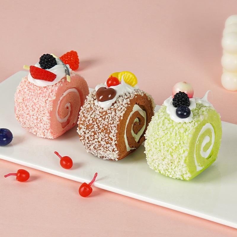 1Pcs Soft Cartoon Fruit Cake Roll Anti-Stress Mochi Pu Foam Toys New Slow Rebound Cake Squeeze Toy For Kids Adult