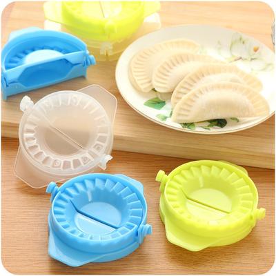 Creative Dumpling Maker Kitchen Dumpling Mold Small Tool Handmade Dumpling Plastic Mold Household DIY Dumpling Making Tool