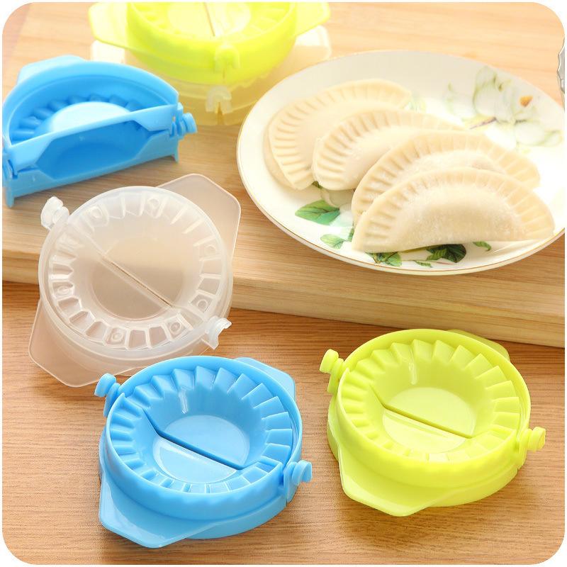 Creative Dumpling Maker Kitchen Dumpling Mold Small Tool Handmade Dumpling Plastic Mold Household DIY Dumpling Making Tool