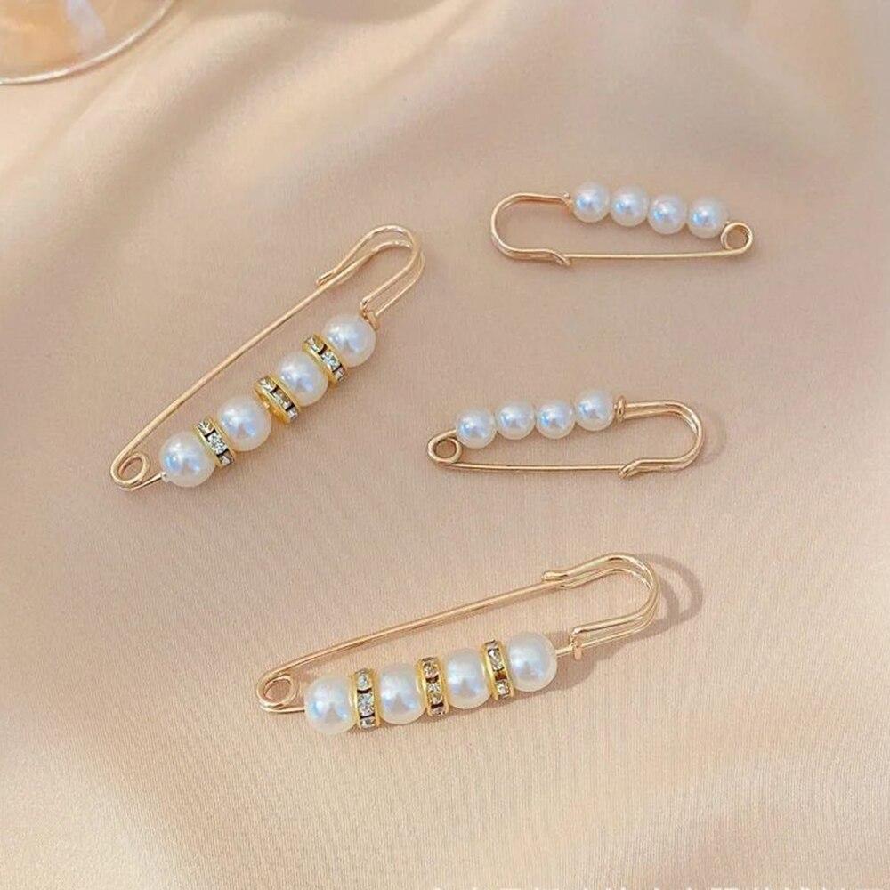 

4PCS Waist Adjustment Uniform Clothing Extended Buckle And Waist Adjustment Buckle Pearl Broocated Fashion Decorative Accessorie 3#