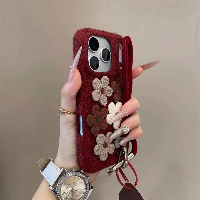 ins autumn and winter plush knitted flowers for iPhone17Pro mobile phone case Apple 16Pro retro 15Pro