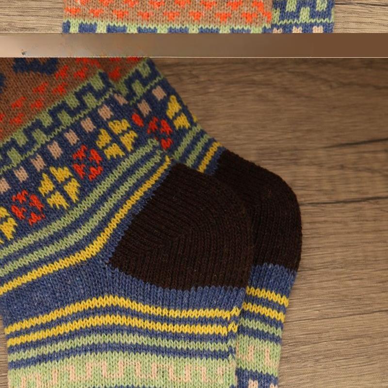 5 Par Dam Randiga Crewstrumpor Mellanlånga Mjuka Andningsbara Högelastiska Strumpor