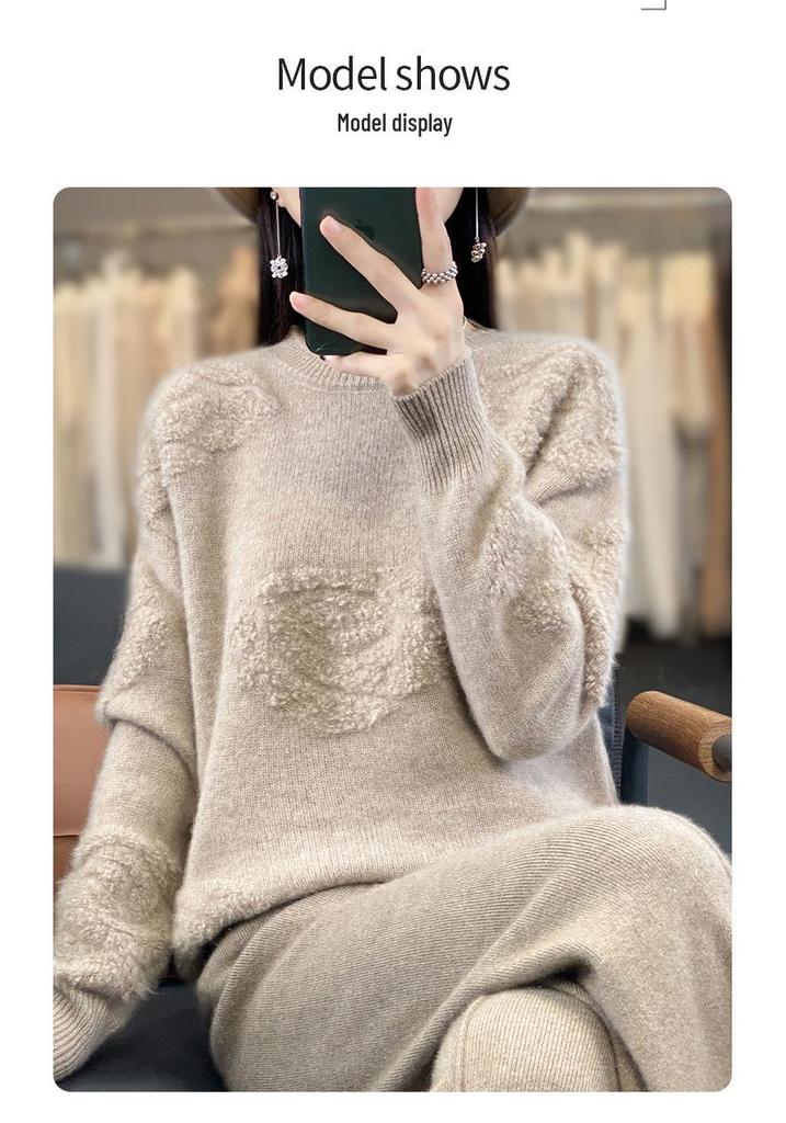 Women's Loose Wool Knit Sweater - 2024 Autumn/Winter, Half High Collar, Towel Sleeve