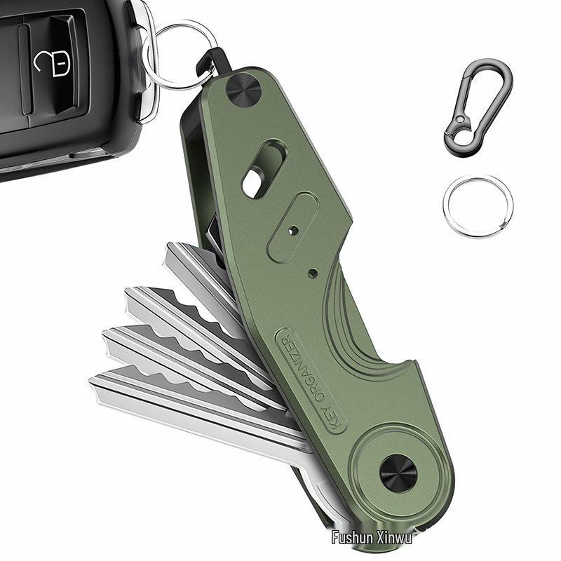 Retro Metal Alloy Keychain Organizer: Compact & Portable Foreign Gift Clip