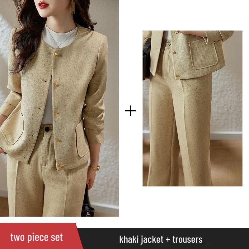 Women's Spring 2024 Versatile Slim Fit Two-Piece Blazer Suit - Crew Neck, High-End Commute Fashion with a Touch of Elegance.