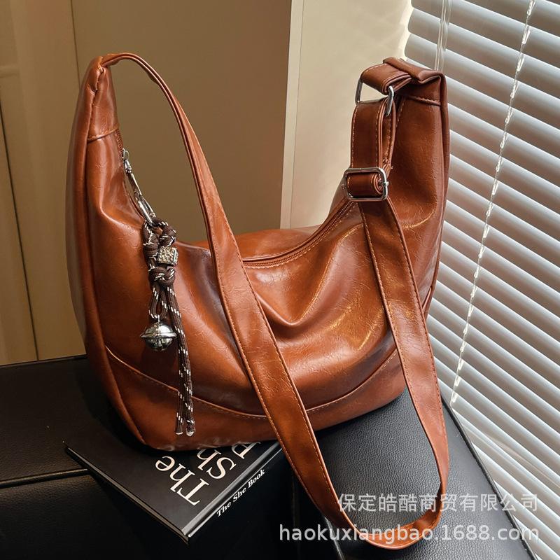 Simple Large-capacity Bag Women's 2025 New Fashion Versatile Casual Shoulder Bag Student Commuter Messenger Tote Bag