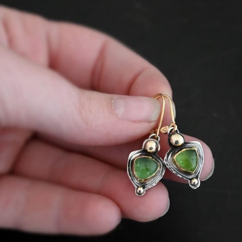 Vintage Triangle Inlaid Green Stone Earrings Geometric Creativity Silver Color Dangle Earrings for Women Jewelry