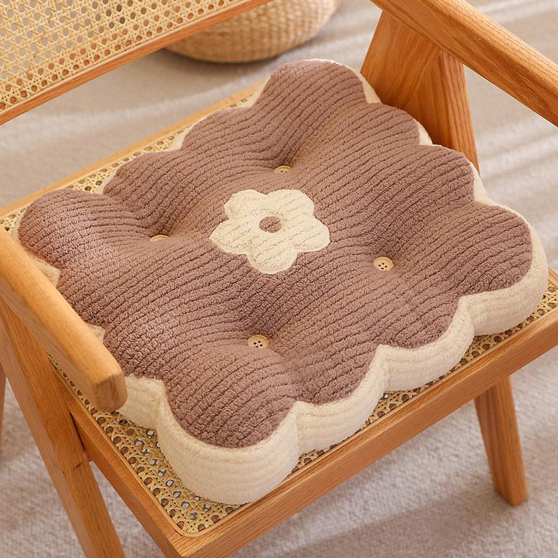 Girl Heart Cookies Special-Shaped Throw Pillow Home Sofa Pillow Cushion Car Waist Cushion Tatami Seat Cushion