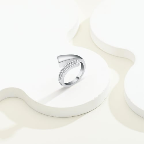 QGJNSGC Infinity Urn Ring, Cremation Ring for Ashes, Stainless Steel, for Women and Men, Human and Pet Ashes Holder, Funeral Keepsake Jewelry (Silver,