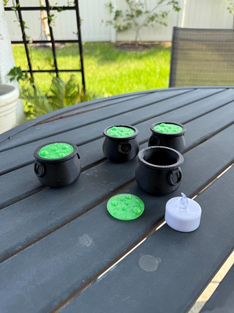 Witch Cauldron Tealight Holder Halloween Decoration Night Light Stand for Seasonal Home Decor Indoor Outdoor Use
