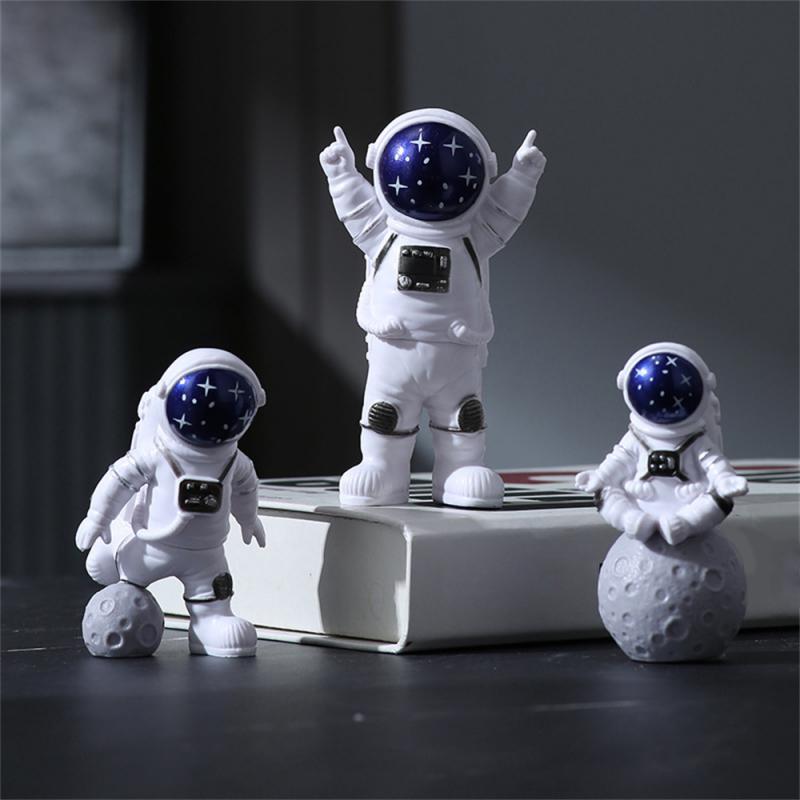 3pcs/set Astronaut Model Nordic Style Car Decorations Figure Statue Spaceman Desktop Decor Kids Birthday Gifts Home Decoration