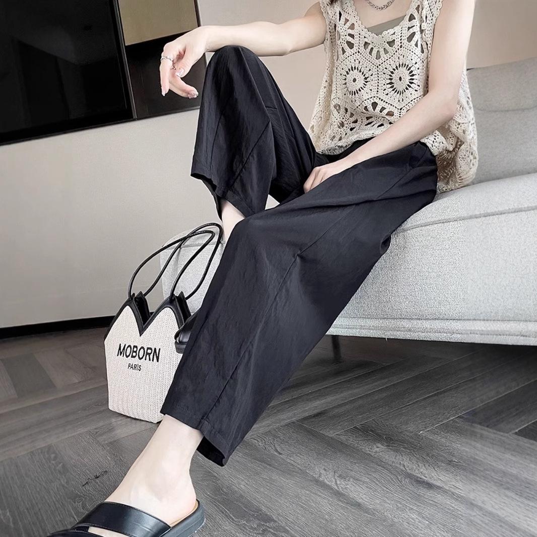 

Women s High Waist Ice Silk Carrot Pants - Spring/Summer, Loose, Wide-Leg, Slimming, Petite 7/8 Length, Casual Grandma Style. M for 101-110 jin