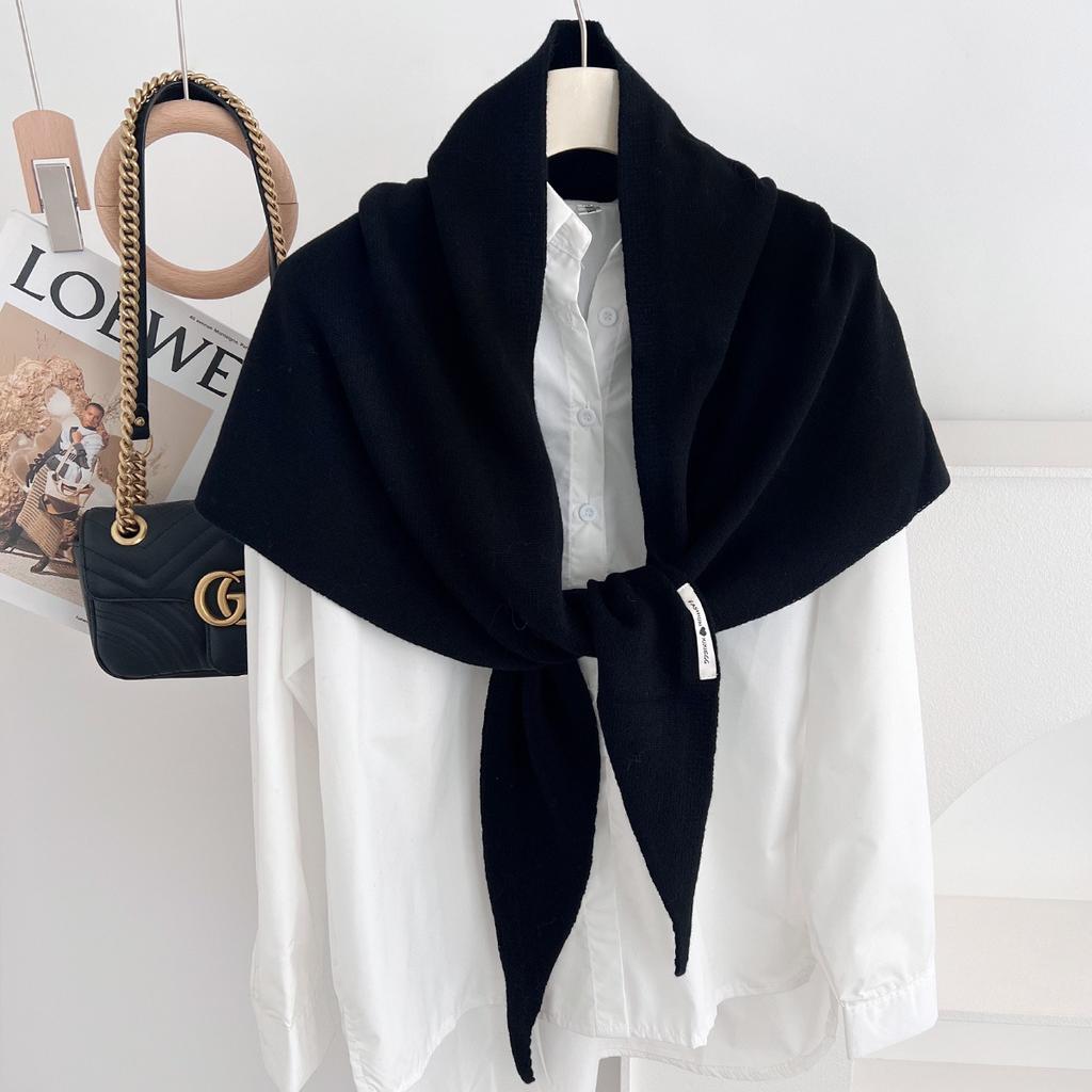 100% Wool Big Size Women Knitted Triangle Scarf Winter Thicken Warm Solid Color Designer Shawls Neckerchief Luxury Wrap Bufanda