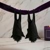 Realistic Bat for Photo Booths Halloween Decorations, Felt Hanging Bats, Spooky Flying Props Durable Decorations Haunted House Party, Indoor