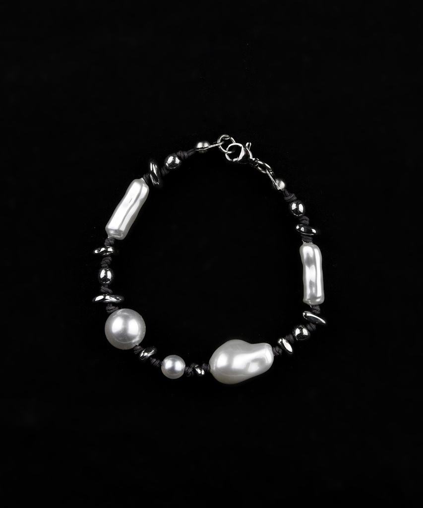 Rubati Panopé Pearl Hematite Bracelet