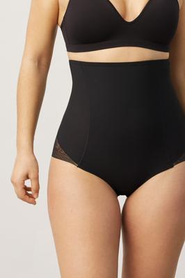 Modeling Slip Panties (52290)