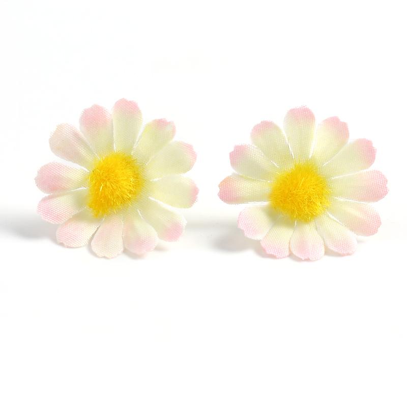 50/100 Stück Mini Gänseblümchen Künstliche Seidenblumenköpfe für Heimzimmerdeko Falsche Rose Pfingstrose DIY Kranz Muttertag Hochzeitsdekoration