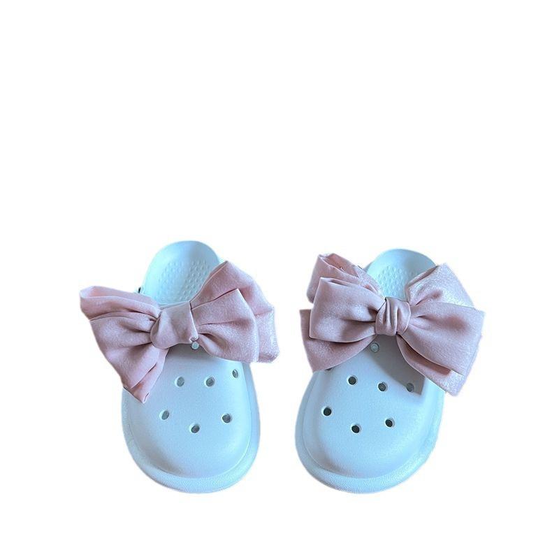 New hole shoes slippers women go out in summer, new platform summer sandals are fashionable to wear outside