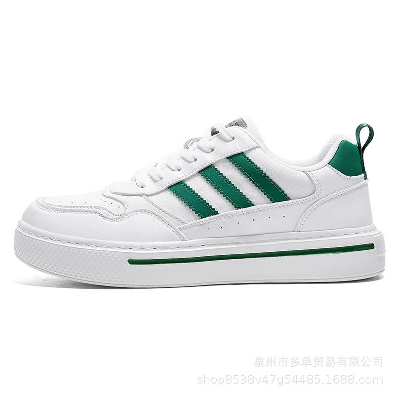 New Autumn and Winter Casual and Lightweight Cloth Breathable Sports Board Shoes Soft-soled Trendy Shoes