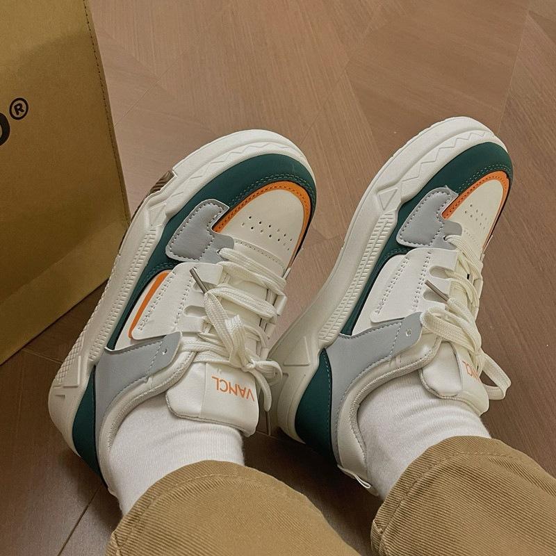 

Fashion Thick soled white shoes for women s autumn spring casual sports shoes new versatile simple comfortable daily board shoes 40 зелёный