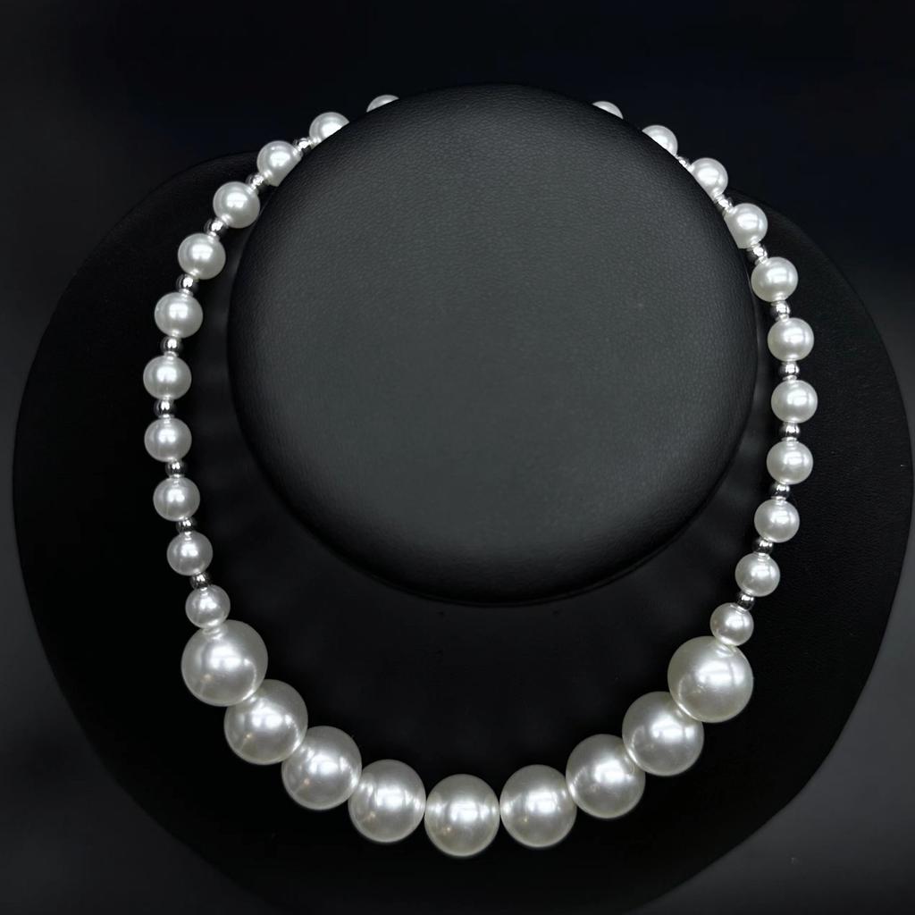 Female High-end Niche Exaggerated Necklace