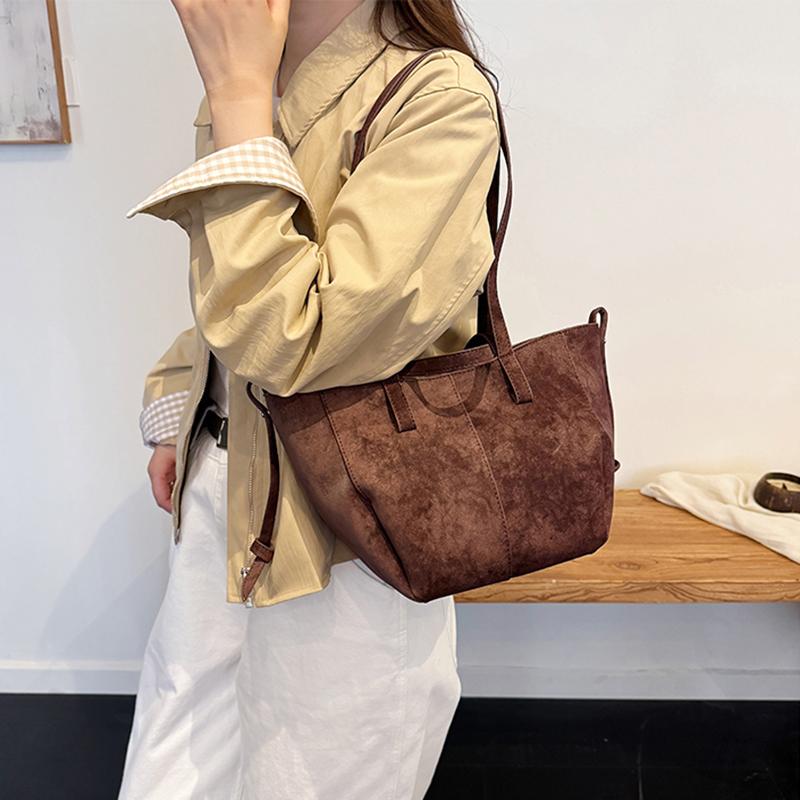 New Womens PU Leather Shoulder Bags Retro Tote Bag Autumn Winter Suede Large Capacity Shoulder Bag Versatile Commuting Bag