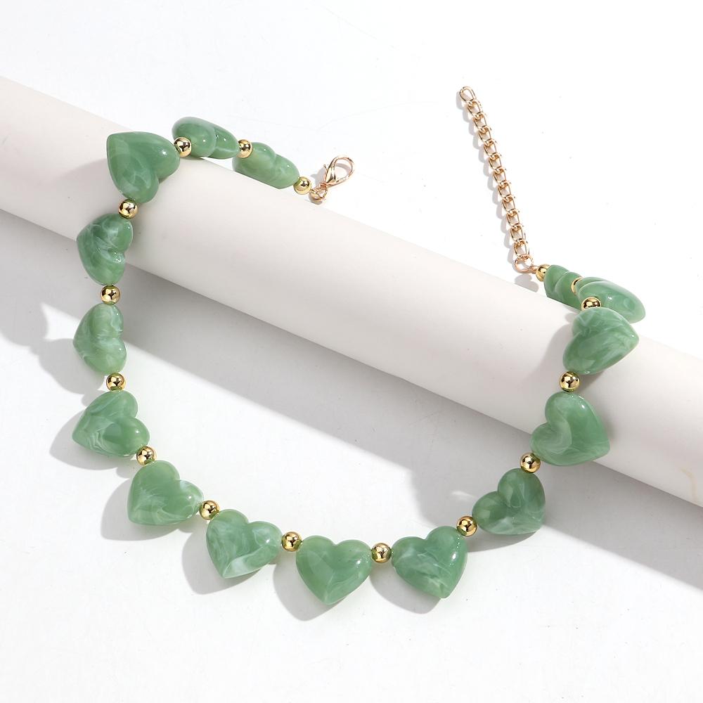 New Trendy Multicolor Resin Heart Beads Chain Necklaces for Women Minimalist Handmade Acrylic Love Choker Party Jewelry Gift