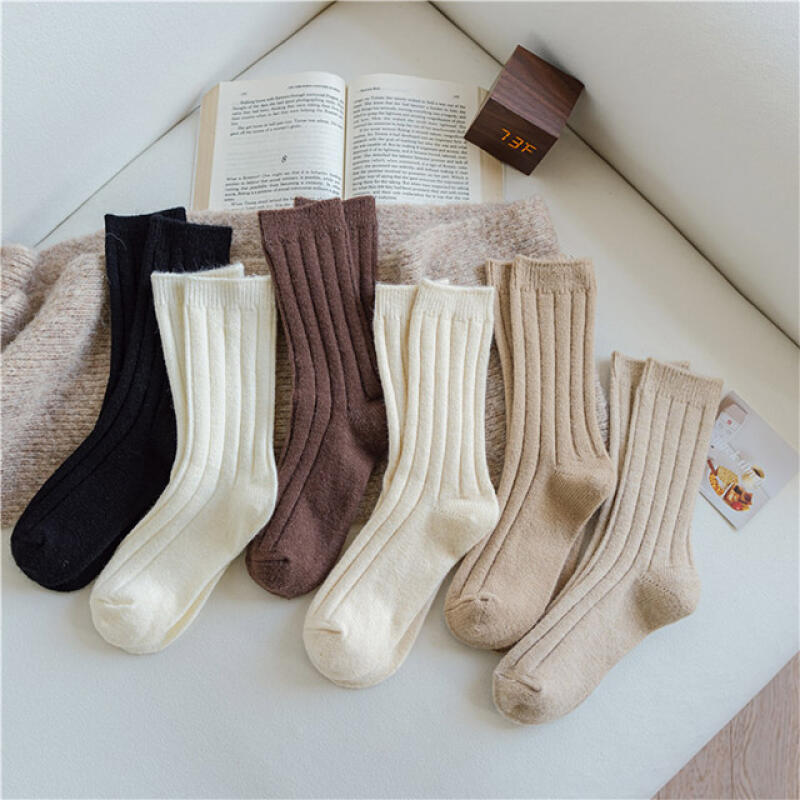 Wool Lip Golji Socks