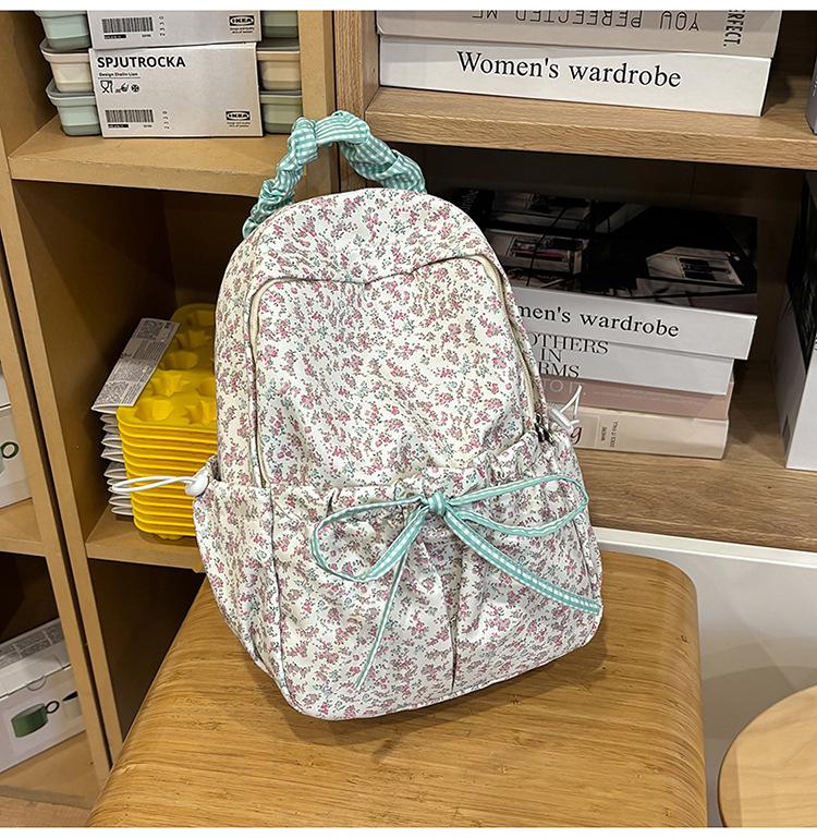 Schoolbag Korean New High-value, Fresh, Sweet and Cute Small Flower Backpack, Lightweight and Large-capacity Backpack for Junior and High School