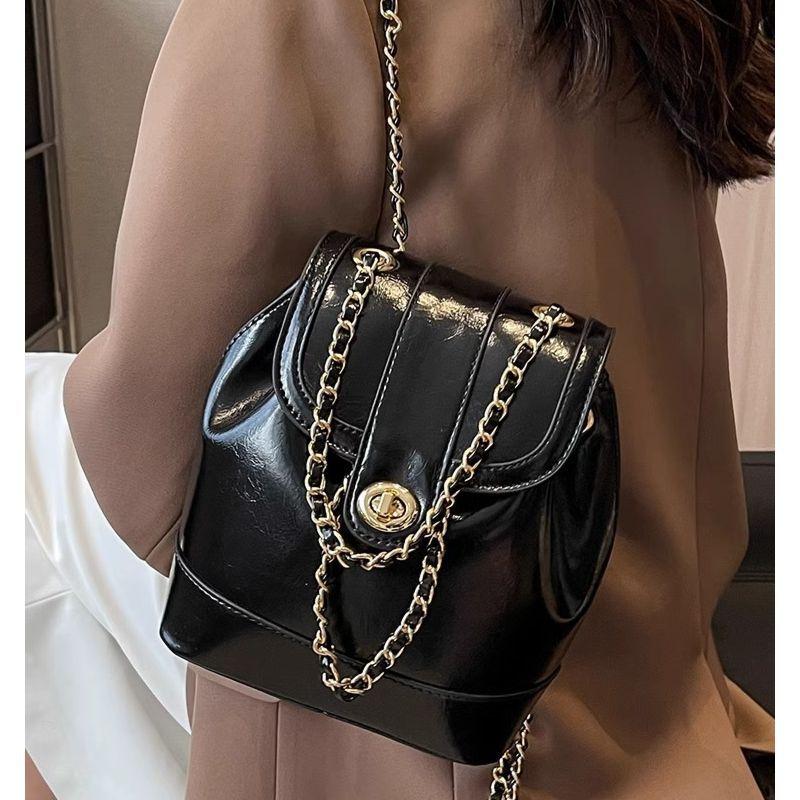 Premium texture small bag women's versatile 2025 new chain messenger bag popular backpack bucket bag