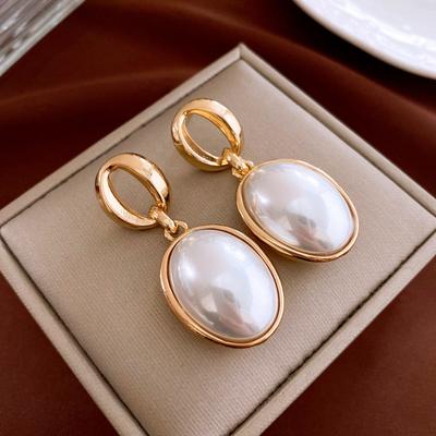 French Imitation Pearl Oval Geometric Silver Needle Earrings Fashion Temperament Atmospheric Earrings